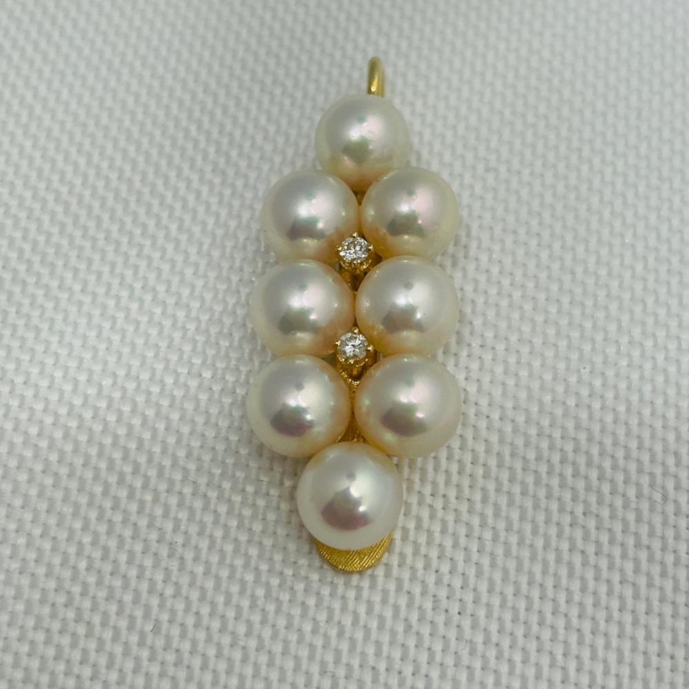 8 Pearl Cluster With 2 Diamonds 14k Gold Pendant